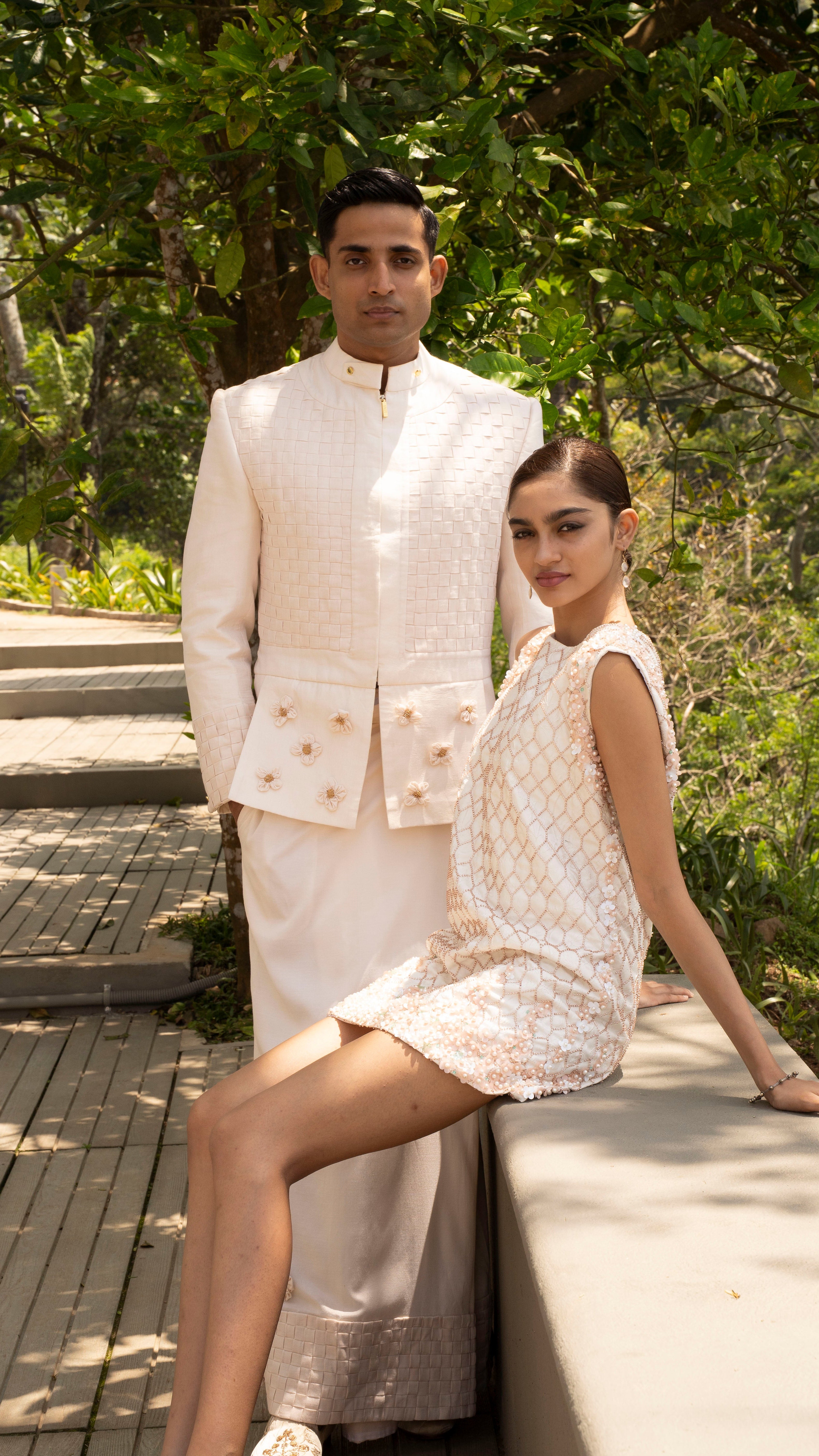 LOVI Sleeveless Silk Shift Dress