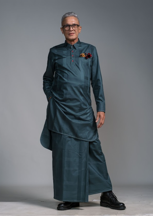Emerald Green Men's Kurtha and Emerald Green Cargo Sarong