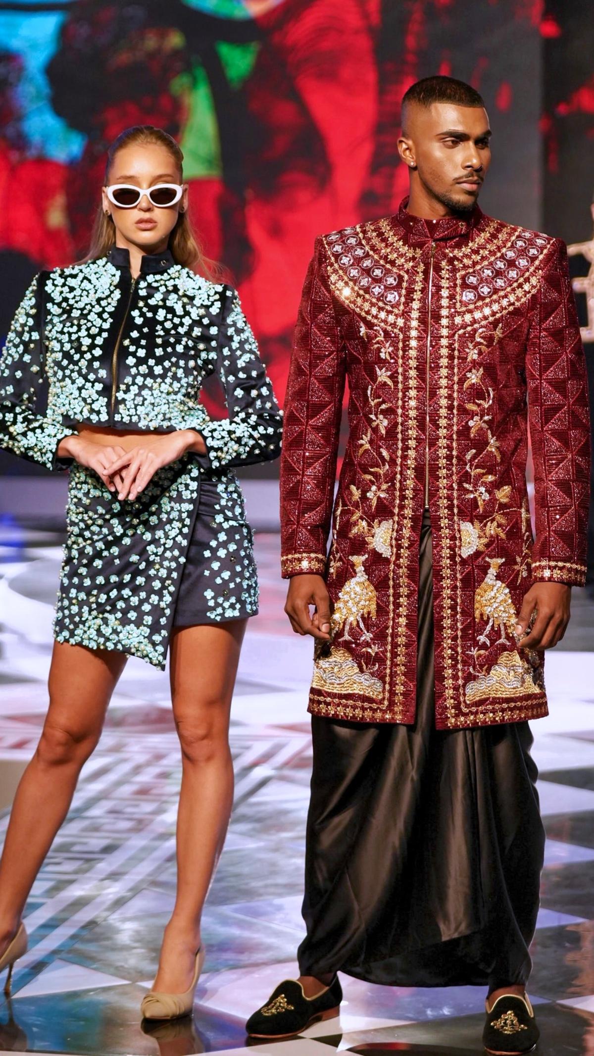 LOVI Long Nilame Jacket & Sarong