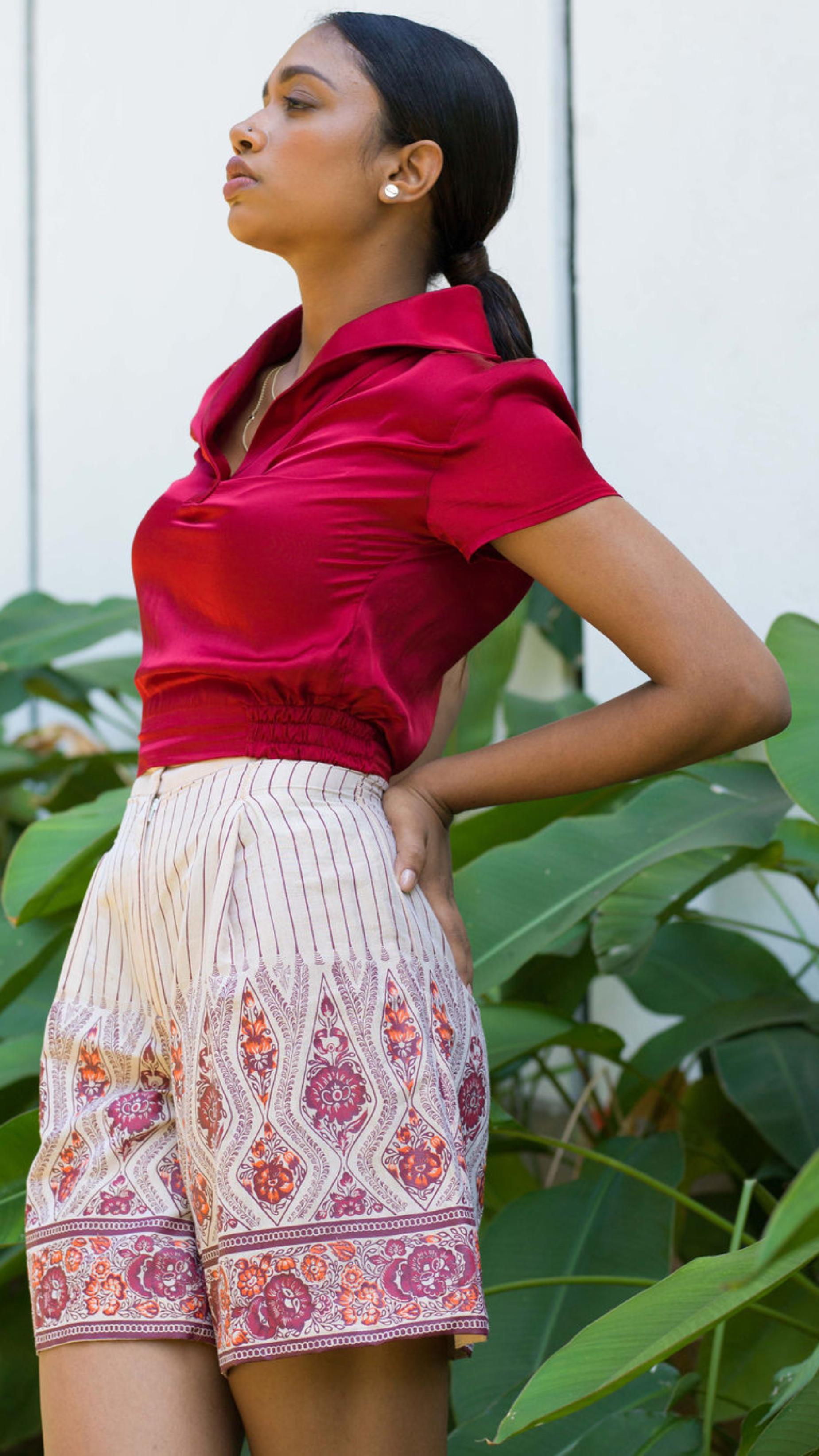 Silk polo T-Shirt with Side Gathers