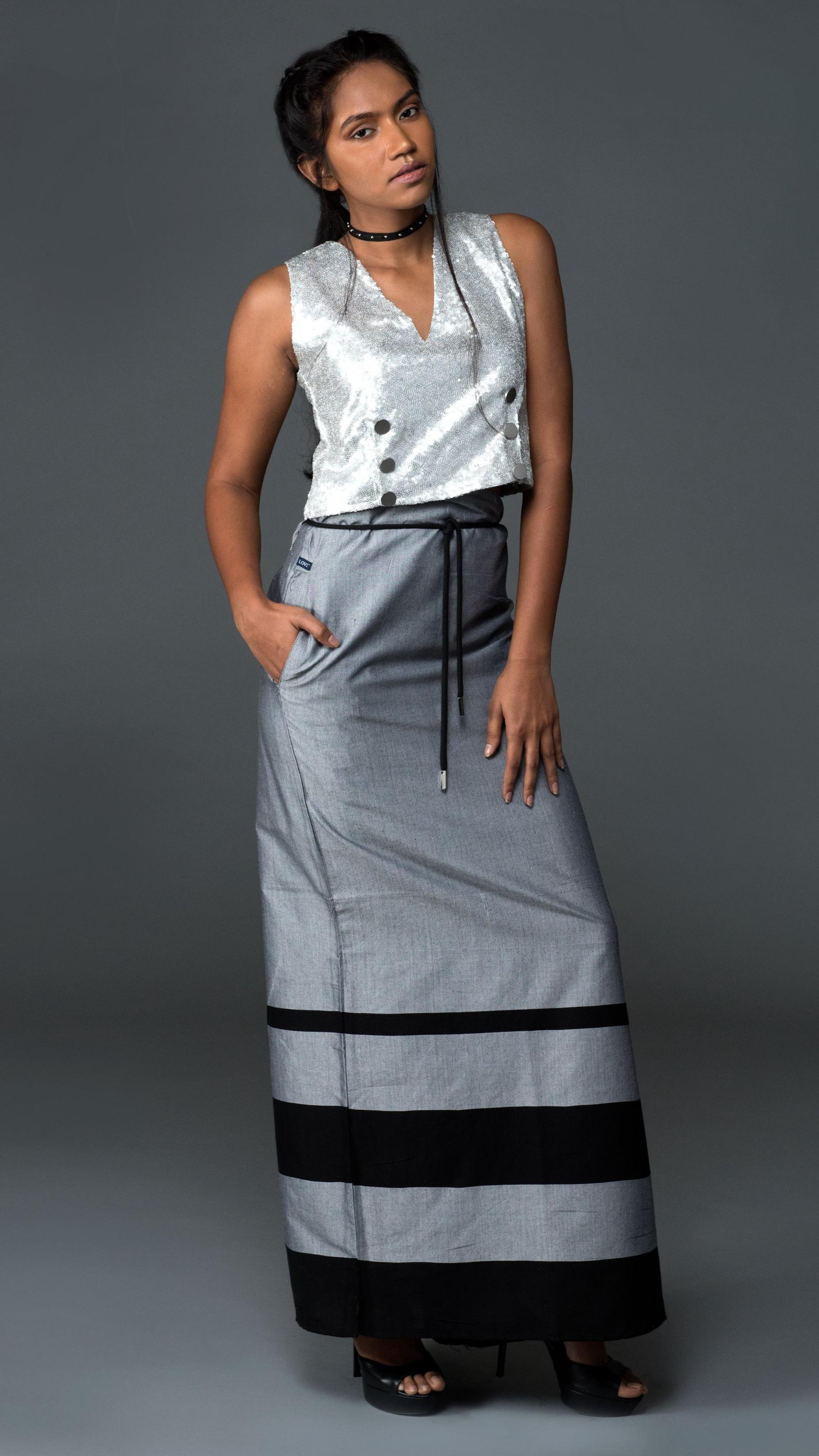 Rugby Sarong Silver With Black Stripes