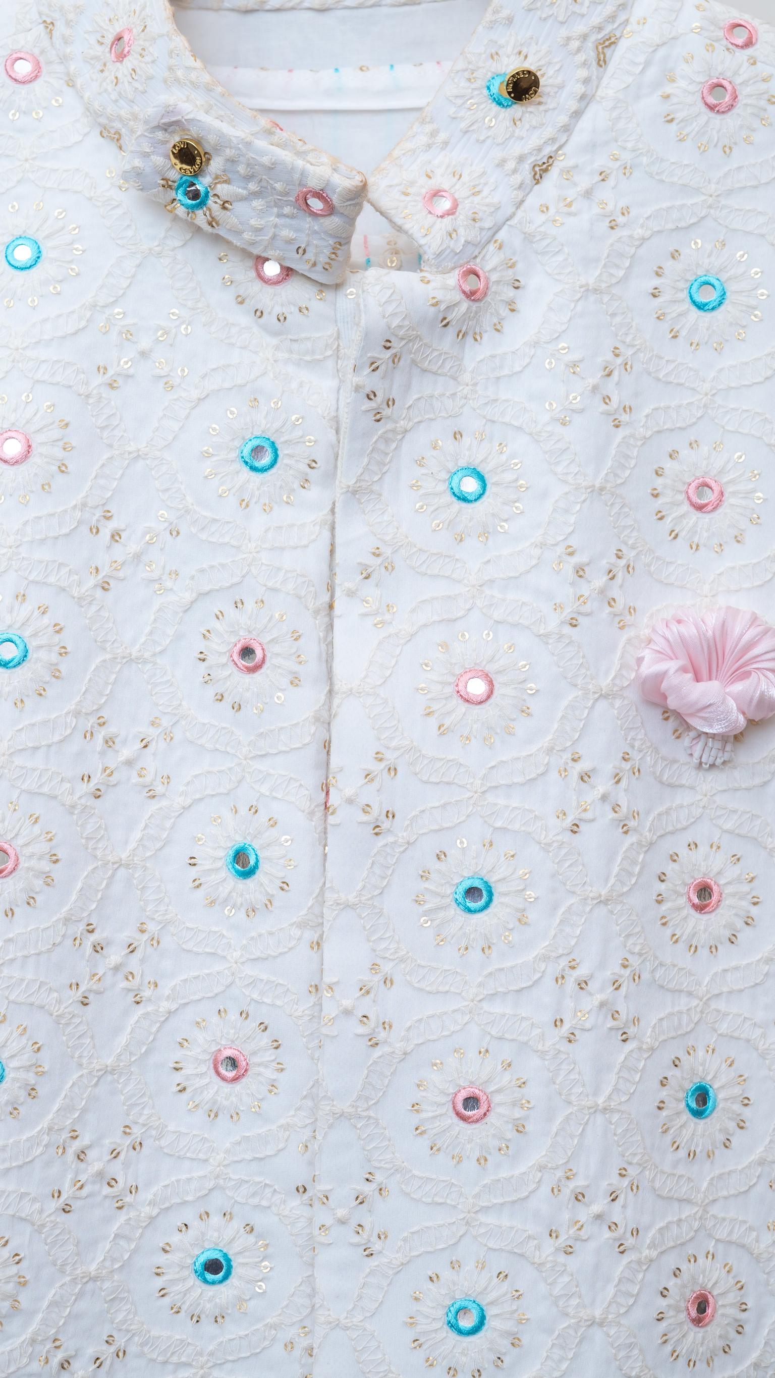 LOVI White Floral Long National
