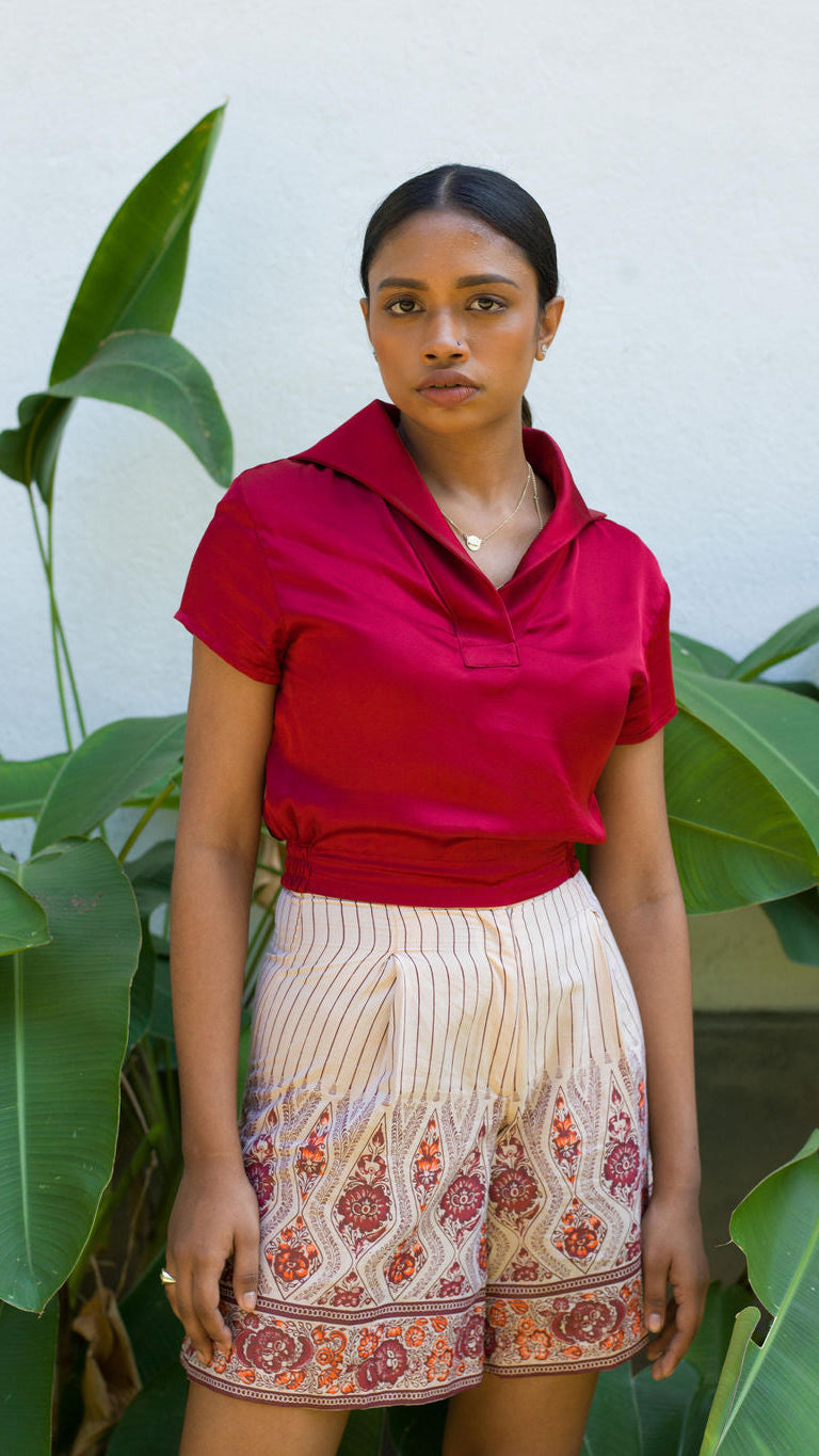 Silk polo T-Shirt with Side Gathers