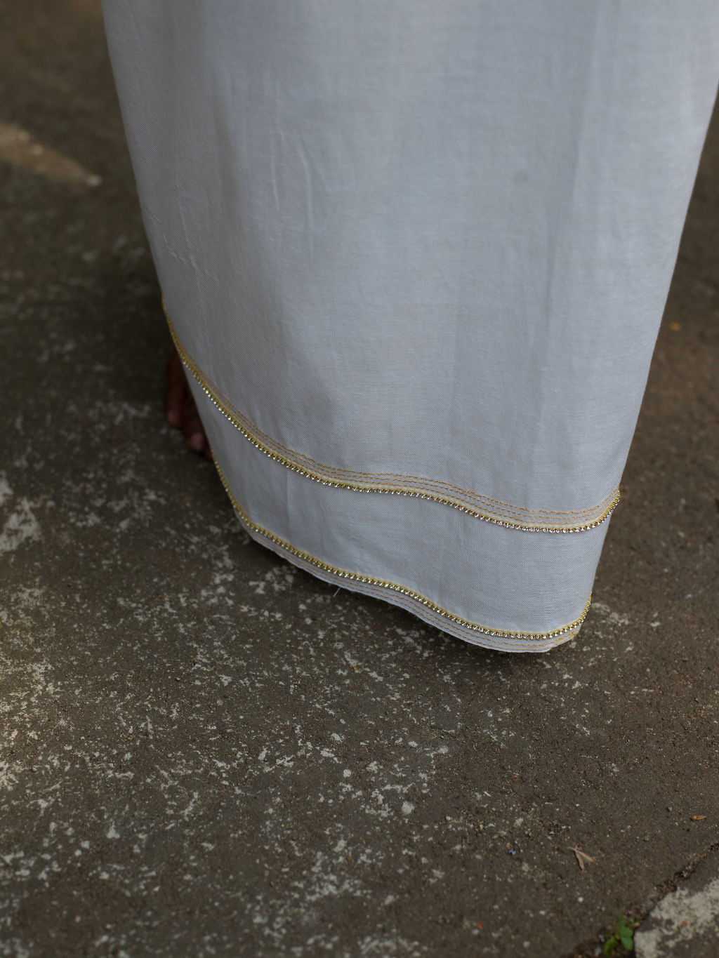 Gold Thread Cotton Tuxedo Sarong