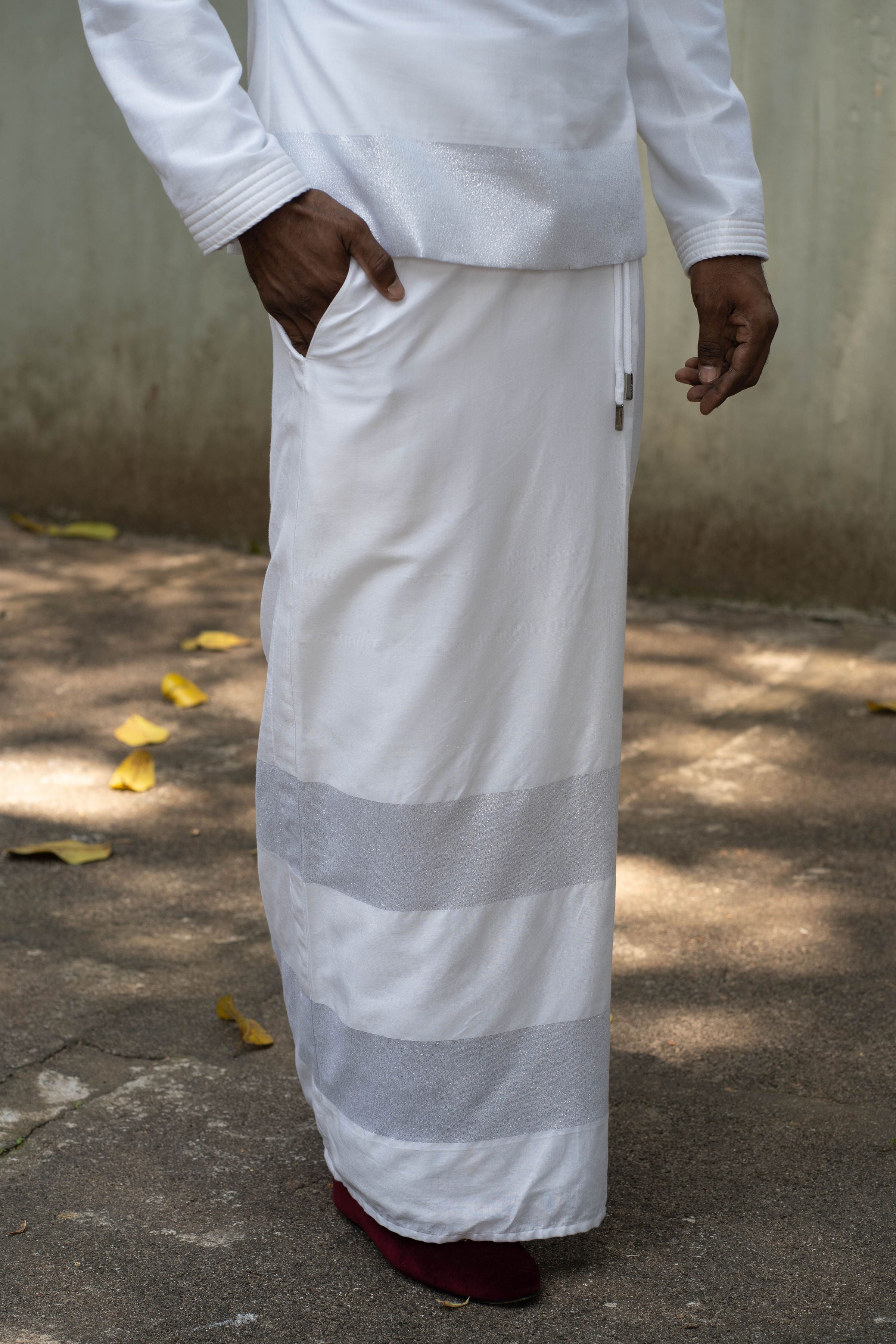 LOVI Nilame Sarong in White with Silver Lines