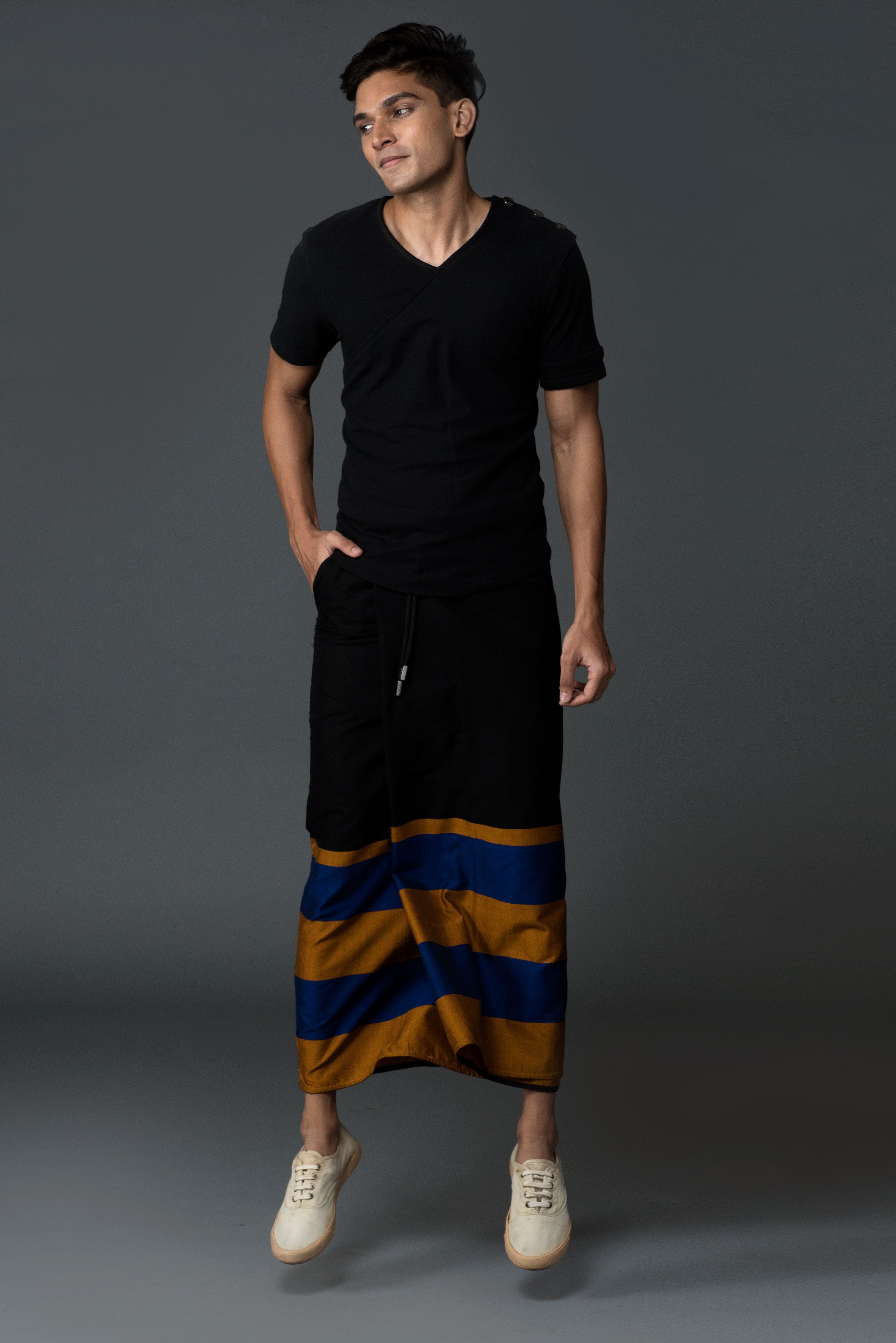 Rugby Sarong. Black With Blue & Gold Stripes