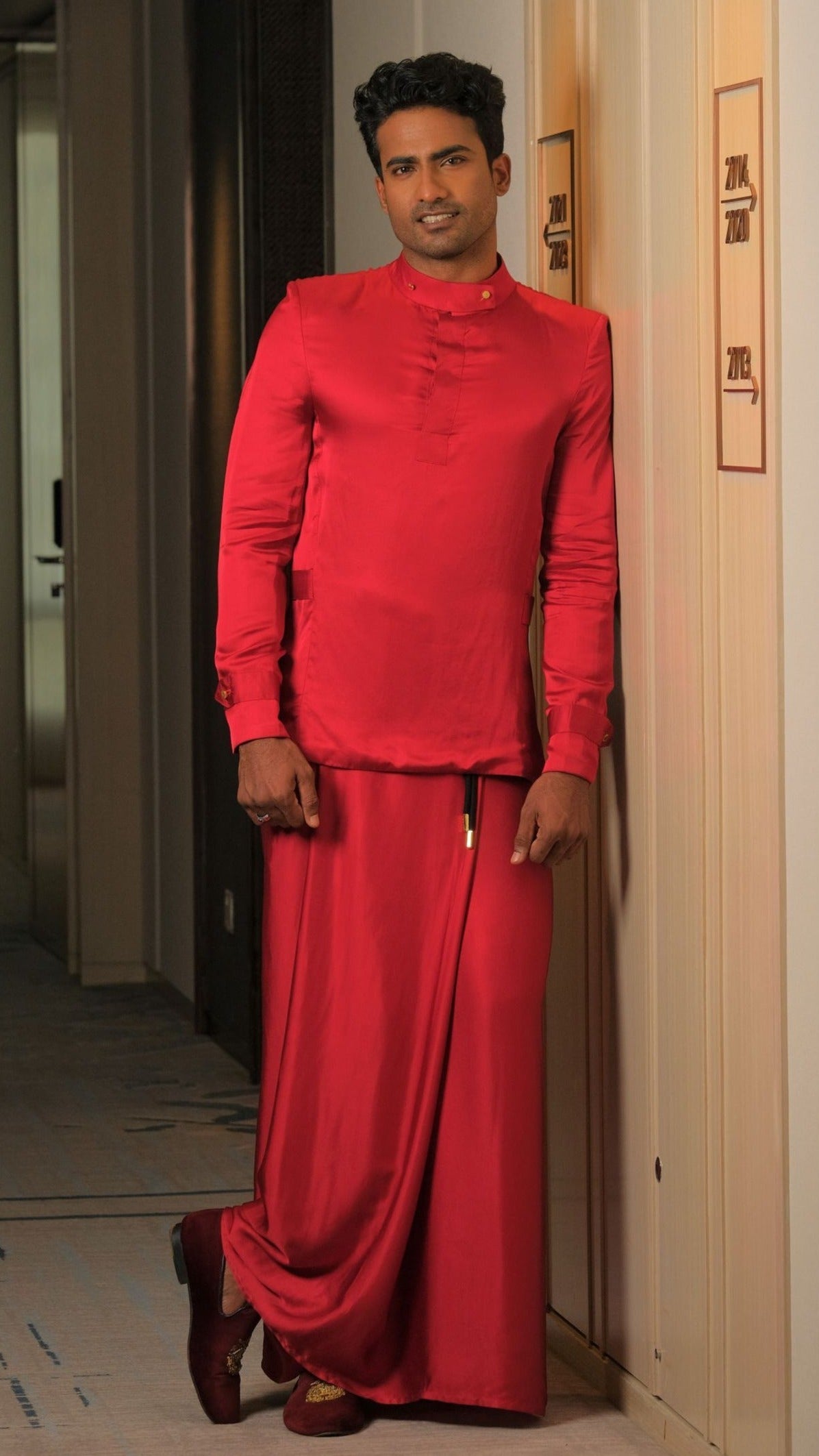 Double Vent Safari Silk Sri Lankan National