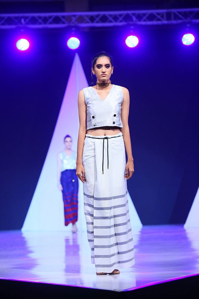 Classic White Nautical Sarong