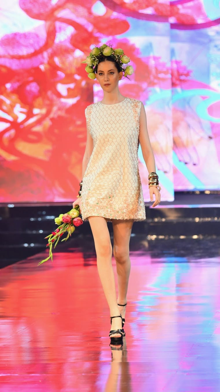 LOVI Sleeveless Silk Shift Dress