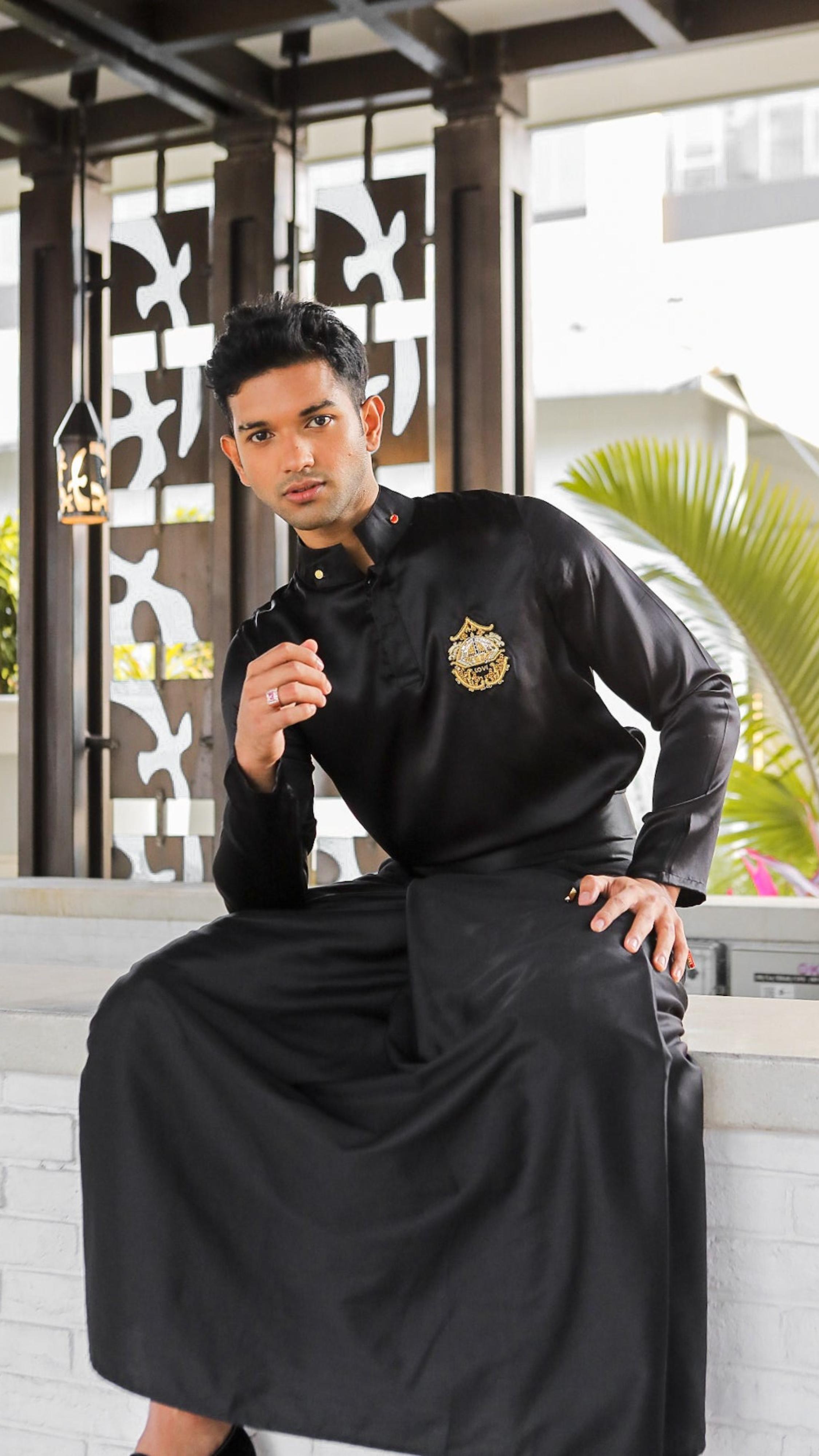 Crest Silk Shirt and Sarong in Black