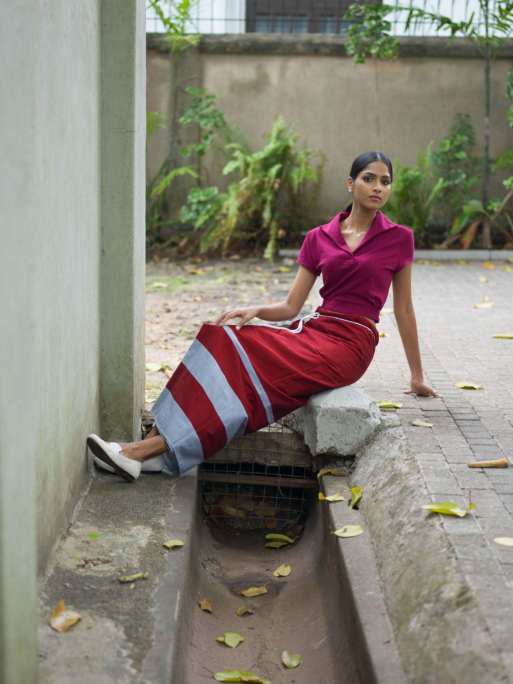 Rugby Sarong. Crimson Red with silver lines