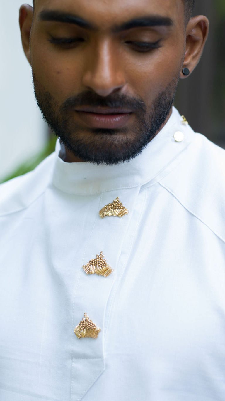 LOVI Three Crowns National Whole Kit with Gold Lines