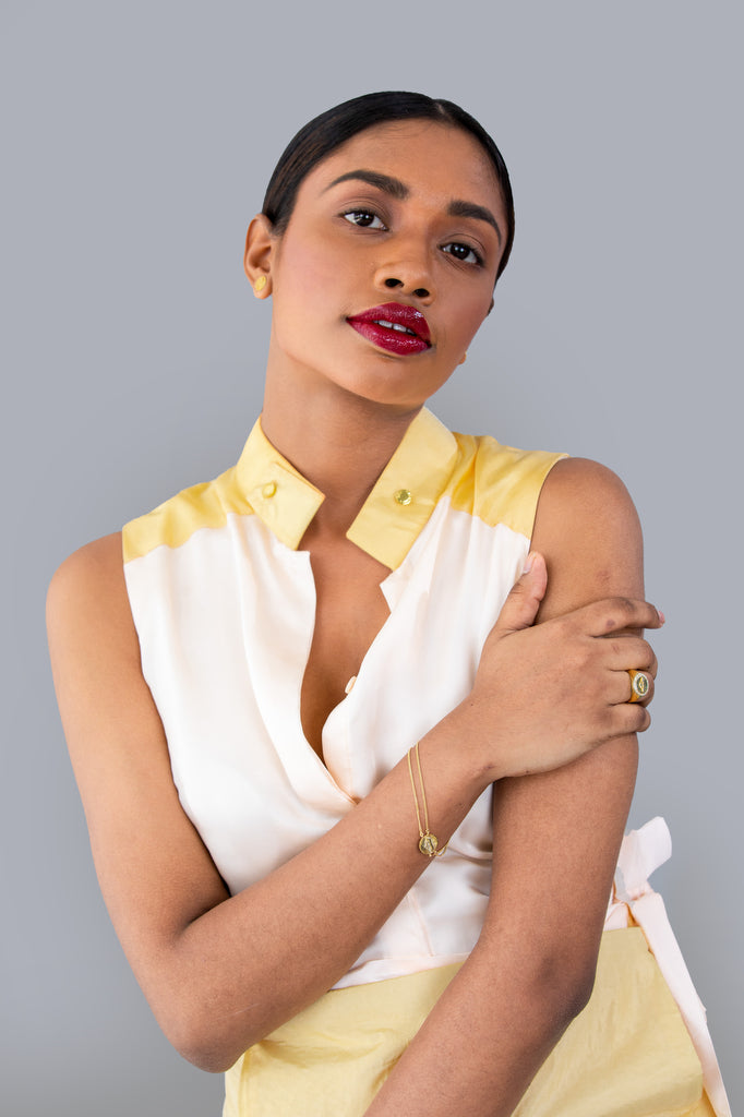 Ladies Sleeveless Silk  Sri Lankan National